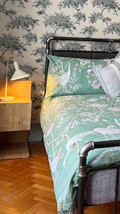 Spacious Semi-Detached Southsea House, Free Parking On Drive 朴次茅斯 外观 照片