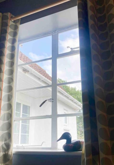 Spacious Semi-Detached Southsea House, Free Parking On Drive 朴次茅斯 外观 照片