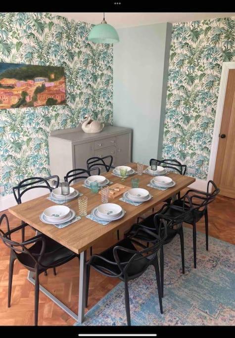 Spacious Semi-Detached Southsea House, Free Parking On Drive 朴次茅斯 外观 照片