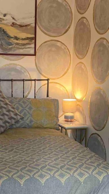 Spacious Semi-Detached Southsea House, Free Parking On Drive 朴次茅斯 外观 照片